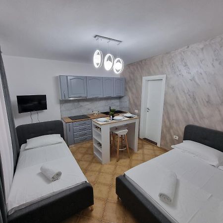 Studio Vlora Екстер'єр фото