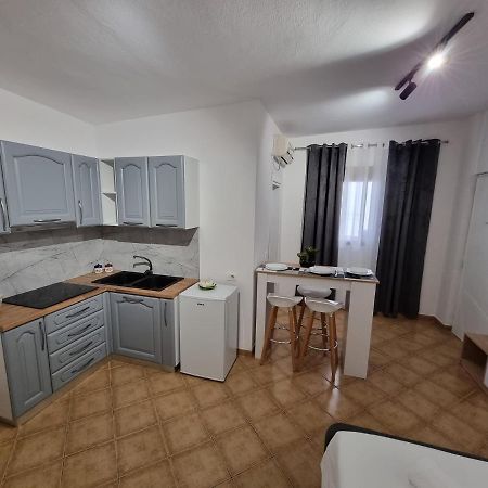 Studio Vlora Екстер'єр фото
